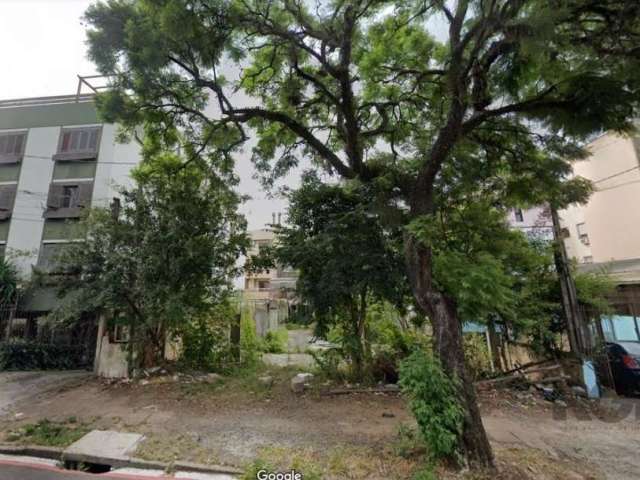 Excelente terreno para diversos fins! Localização nobre na Rua Eudoro Berlink entre a Artur Rocha e Carlos Trein Filho. 6,60 x 33. &lt;BR&gt;&lt;BR&gt; Aprox. 220m². Aceito imóvel de menor valor ou ve