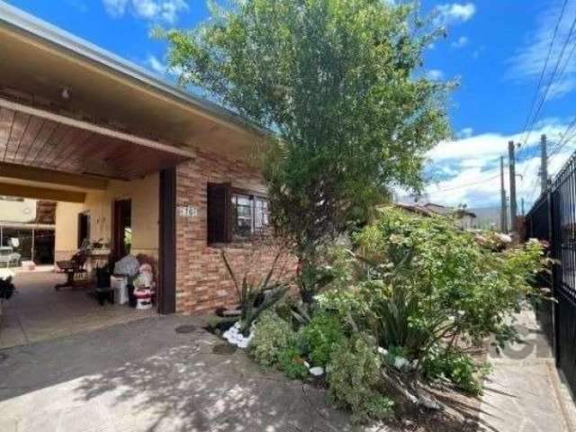 Excelente casa térrea à venda no Bairro Vila Márcia, com 4 dormitórios.&lt;BR&gt;&lt;BR&gt;Na casa, temos 2 dormitórios, banheiro, sala de estar, jantar, cozinha e lavanderia.&lt;BR&gt;&lt;BR&gt;Nos f