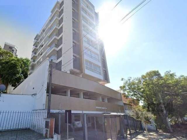 Ótimo apartamento no Jardim Botânico, de frente, com 61m² privativos, de 2 dormitórios e vaga. Possui sala ampla para 2 ambientes com sacada, 2 dormitórios sendo 1 suíte, banheiro social, cozinha mobi