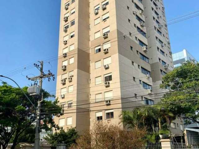 Excelente apartamento no bairro Santana com  2 dormitórios, distribuídos em 54,97m² de área privativa, banheiro social, cozinha com área de serviço integrada, vista definida, amplo living para dois am