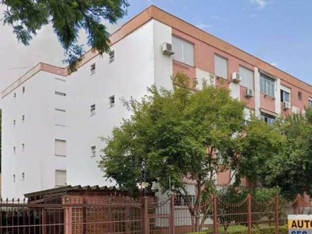 Explore o conforto e a praticidade deste charmoso apartamento de um dormitório com vaga escriturada localizado no condomínio Santarem II, no desejado bairro Jardim Leopoldina. Este imóvel, em excelent