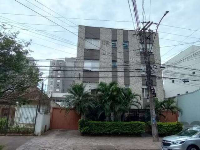 Descubra o seu novo lar no coração do Menino Deus, em Porto Alegre!&lt;BR&gt; Este aconchegante apartamento possuí living para 2 ambientes, cozinha, área de serviço separada, 2 dormitórios, 1 banheiro