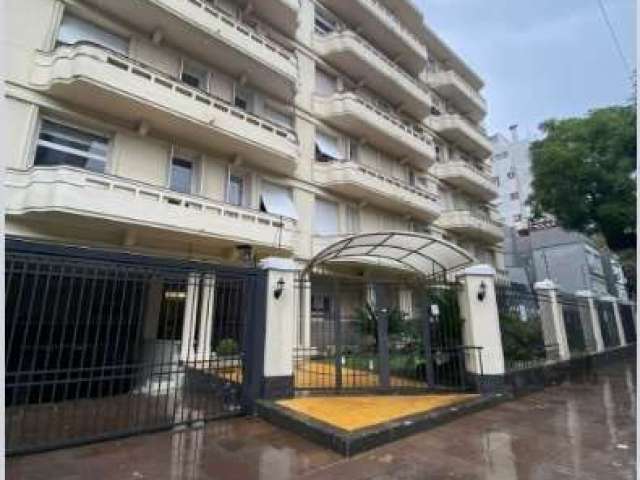 Apartamento diferenciado à venda no bairro Moinhos de Vendo com 3 dormitórios. Apartamento clássico e muito espaçoso com 3 dormitórios e 128M² de área privativa, living, 2 banheiros, vaga escriturada,