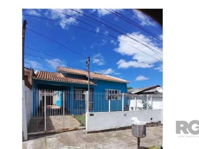 CASA 2 DORMITÓRIOS, 2 banheiros, sala, cozinha, 3 vaga garagem&lt;BR&gt;Próximo a supermercado, Farmácia, parada de ônibus&lt;BR&gt;Fica a meia quadra da avenida Castelo Branco&lt;BR&gt;Acesso rápido 