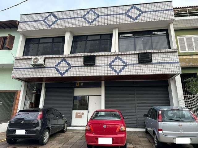 Vende prédio comercial, sendo 02 lojas com 117 metros privativos e 06 salas de 34,78m2, com excelente fachada e 03 vagas para estacionar na frente.