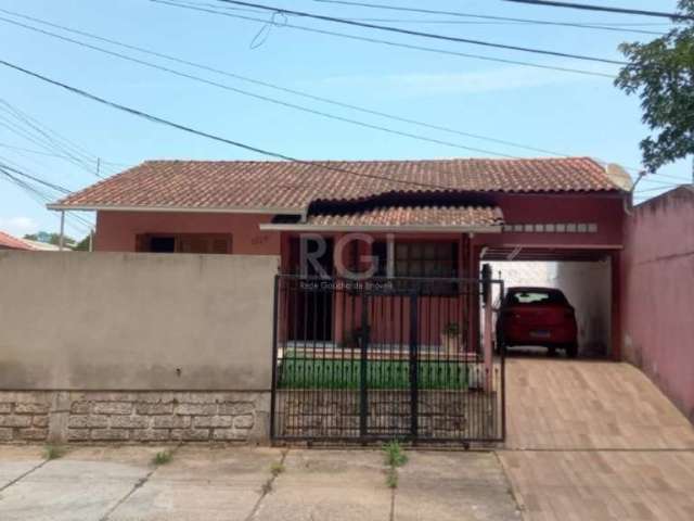 Casa 2 Dormitórios , Sala , Cozinha , Banheiro , Área de Serviço ,Garagem   Piscina , Ótimo Pátio , Excelente Localização , Próximo  supermercados , Farmácias , RS 118 , Agende sua Visita!!!