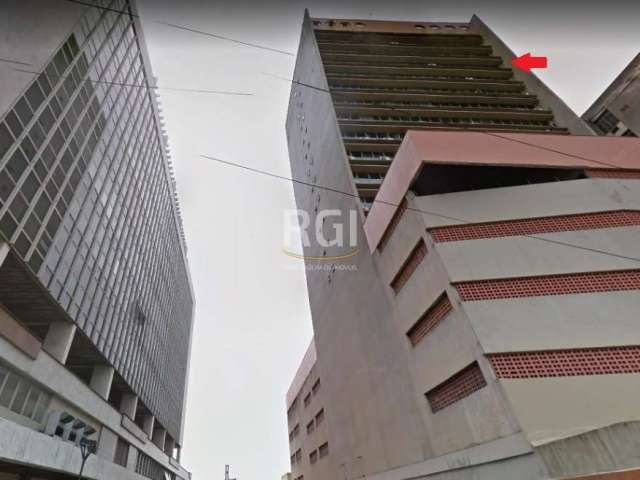 PARA VENDER NO CENTRO HISTÓRICO, PORTO ALEGRE ? CONJUNTO COMERCIAL COM VAGA/BOX DE GARAGEM ? Conjunto comercial com 51,79 m² privativos, 15º andar, de frente para a Av. Júlio de Castilhos, com divisór