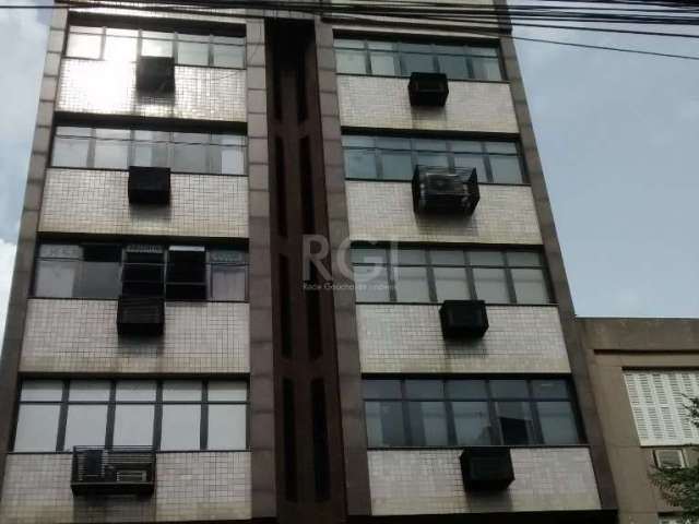 Excelente Conjunto Comercial , Andar Inteiro, composto por 4 salas, 7 Banheiros Sendo uma com Sacada,Terraço com Cozinha, ótima vista, 300m2.