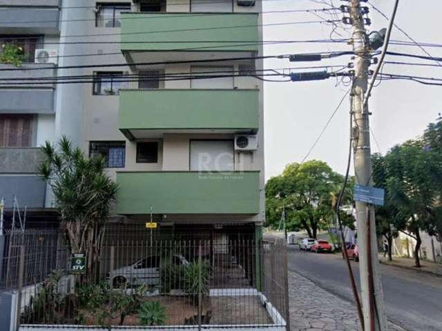 Apartamento de 1 dormitório no bairro Santana,  living, cozinha, banho social, 1 vaga de garagem coberta.&lt;BR&gt;Prédio Residencial l,  imediações com o Hospital Ernesto Dornelles, Shopping João Pes