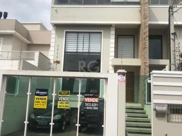 Excelente casa TRIPLEX semi mobiliada no bairro Dom Feliciano em Gravataí, pronta para você morar com todo conforto que você e sua família merecem. Possui ótima localização estando próximo de restaura