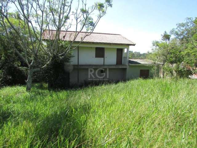 Sitio com 2ha de terras com duas casas construídas  desabitadas