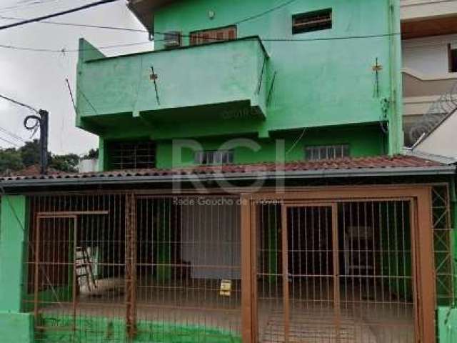 Casa com ótimo terreno localizado bairro medianeira , medindo 8.80m x 45,44 m . o mesmo era usado para comercio , ponto de padaria , fica todos utensílios &lt;BR&gt; Localizada na Rua Oscar Schneider,