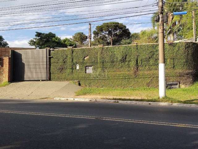 Terreno de frente á Avenida Prof. Oscar Pereira. Situado no ponto alto do morro, no bairro Cascata de Porto Alegre, detêm visão panorâmica para ³Reserva Ecológica´, conhecido ponto turístico Santuário