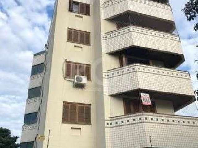 4 dormitórios, sendo 1 suíte, com banheira. Estacionamento para 2 carros. Sala 3 ambientes. Cozinha grande. Lareira, churrasqueira, gás central. Sacadas.