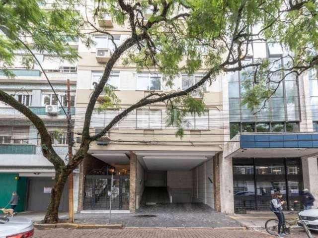 Centro Histórico - Rua Coronel Genuíno - Excelente localização&lt;BR&gt;Amplo apartamento bem loclizado de 3 dormitórios, transformado em dois dormitórios com suíte, espaços amplos e bem distribuídos 