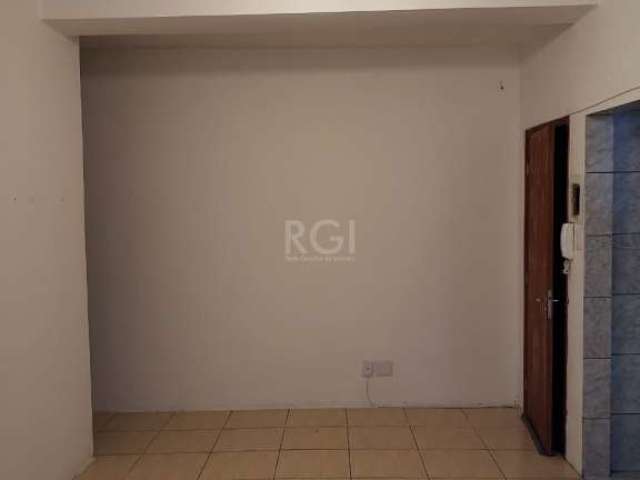 APARTAMENTO NA RUA FELICISSIMO DE AZEVEDO, PRÓXIMO A CARLOS  GOMES E A CRISTÓVÃO COLOMBO.&lt;BR&gt;1 DORMITÓRIO&lt;BR&gt;1  BANHEIRO&lt;BR&gt;SALA &lt;BR&gt;COZINHA &lt;BR&gt;ÁREA DE FUNDOS.