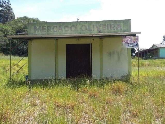 Pavilhão para venda no bairro Águas Claras em Viamão.&lt;BR&gt;Imóvel com pátio amplo, com estrutura para comércios com cerca de 100m² de área privativa.