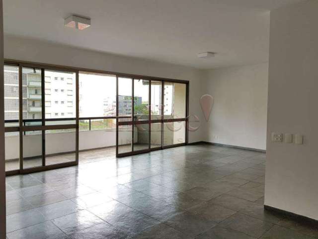 Apartamento no Bairro Centro, 3 quartos, 1 suíte, 2 vagas, Edifício Itaparica