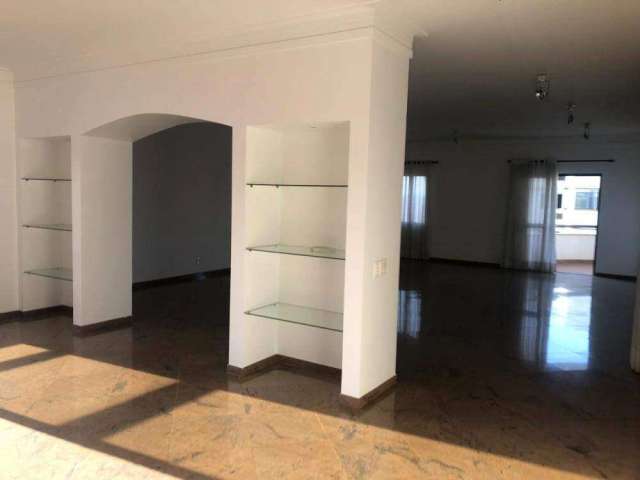 Apartamento no Bairro Centro, 4 quartos, 2 suítes, Edifício Leon Y Castela