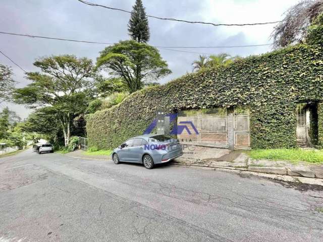 Casa com 4 dormitórios à venda, 409 m² por R$ 1.480.000 - Chácara São João - Carapicuíba/SP