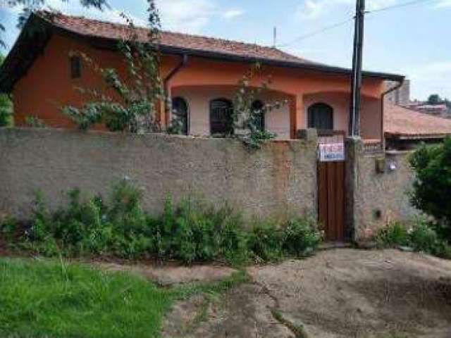 Casa de esquina a venda em valinhos/sp