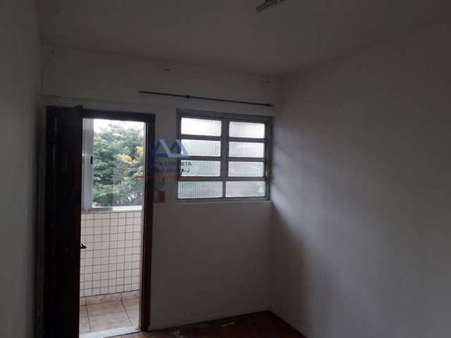 Apartamento Colado ao Metrô São Judas.