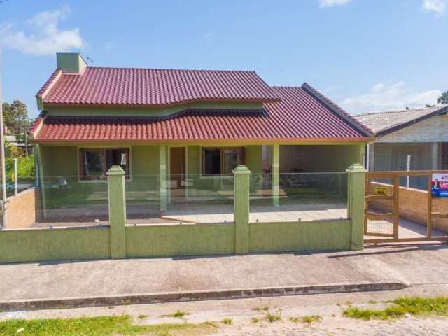 Casa para Venda em Tramandaí, Nova Tramandaí, 3 dormitórios, 1 suíte, 2 banheiros, 2 vagas