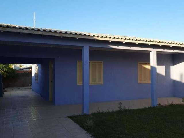 Casa Mobiliada para Venda em Tramandaí, São Francisco, 3 dormitórios, 1 suíte, 3 banheiros, 1 vaga