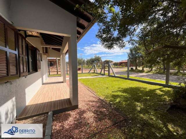 Casa para Venda em Tramandaí, Nova Tramandaí, 3 dormitórios, 2 banheiros, 2 vagas