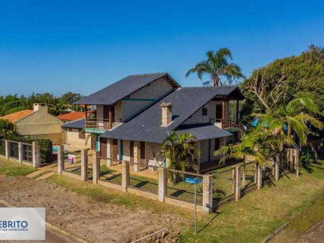 Casa para Venda em Imbé, Presidente, 5 dormitórios, 2 suítes, 3 banheiros, 1 vaga