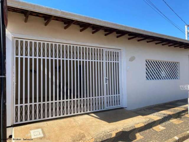 Casa para Venda em Araras, Parque Industrial, 3 dormitórios, 1 suíte, 2 banheiros, 2 vagas