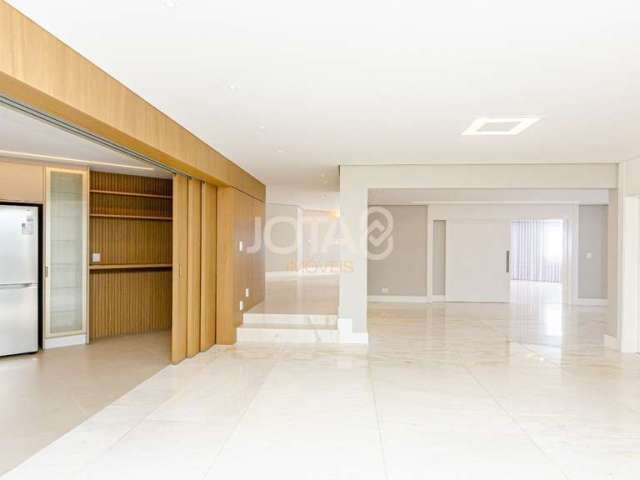 Apartamento reformado no Wimblendon Park - J8