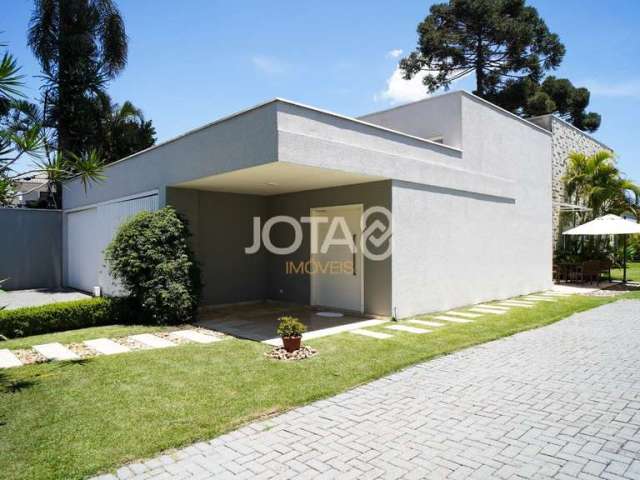 Casa com piscina no bacacheri - jota8 imóveis