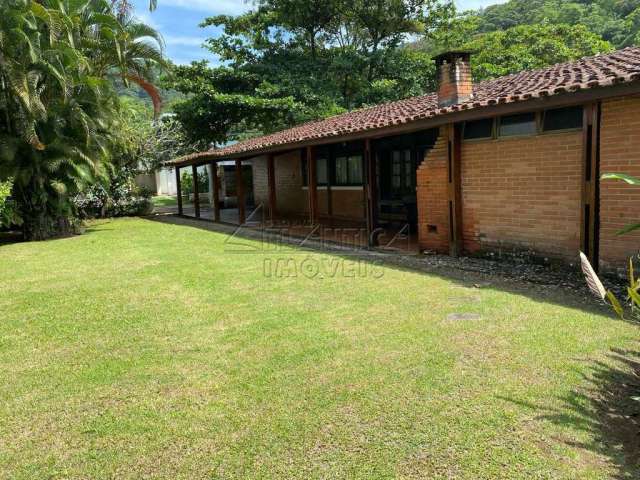 Casa com 4 dorms, Praia das Toninhas, Ubatuba - R$ 2.8 mi, Cod: 4190