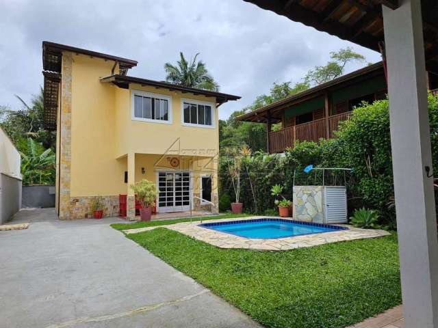 Casa com 4 dorms, Praia das Toninhas, Ubatuba - R$ 950 mil, Cod: 4350