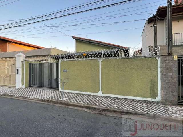 Casa para Venda em Taubaté, Vila São José, 4 dormitórios, 1 banheiro, 3 vagas