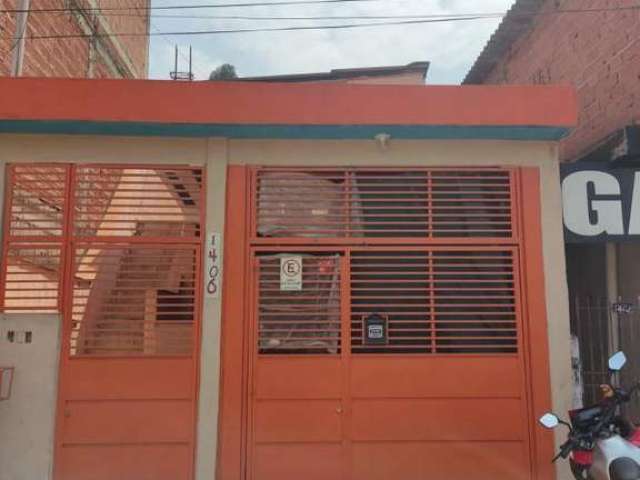 Casa para Venda em São Paulo, Jardim Adelfiore, 4 dormitórios, 2 banheiros, 1 vaga