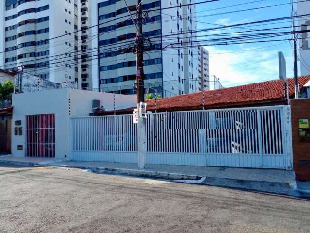 Casa no Bairro luzia com Ponto Comercial