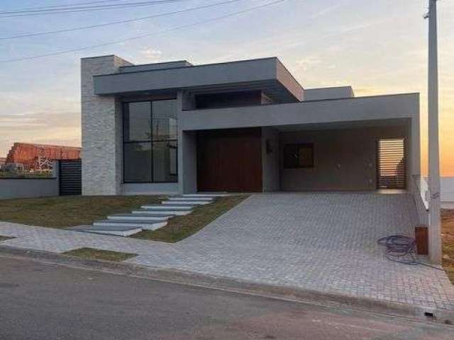 Maravilhosa casa com piscina e 3 suítes Louveira - SP