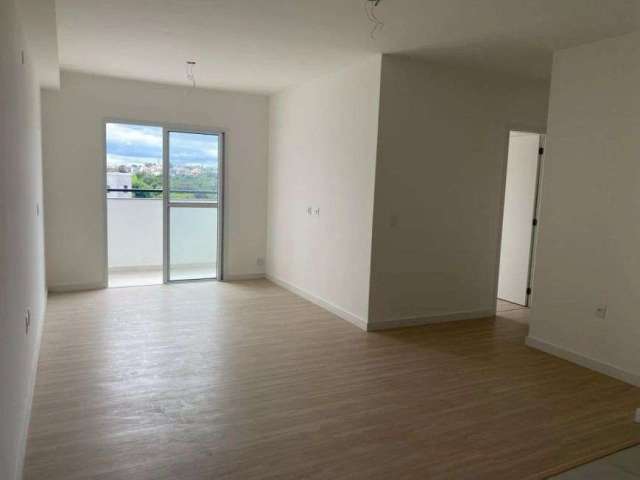 Apartamento condomínio Life 3 dormitórios, 2 vagas cobertas, andar alto