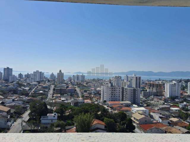 Apartamento  NOVO com 2 dormitórios sendo 01 Suíte - Barreiros - São José/SC