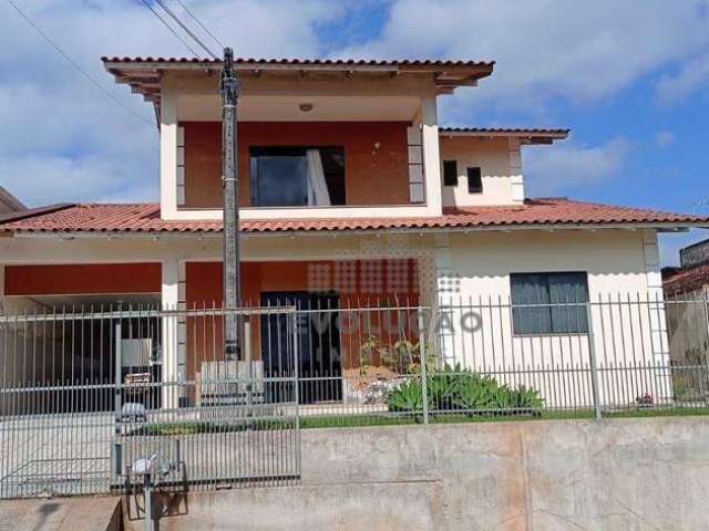 Casa com 5 dormitórios à venda, 189 m² por R$ 900.000,00 - Real Parque - São José/SC