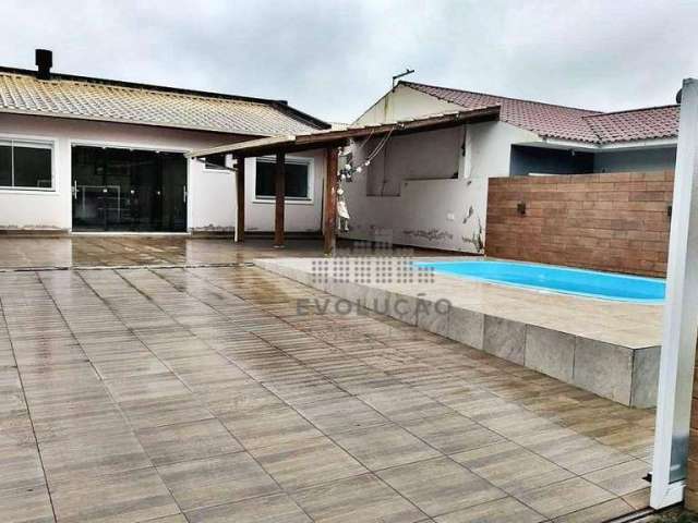 CASA 2 Quartos, Piscina, 2 Vagas - Bela Vista - Santa Catarina