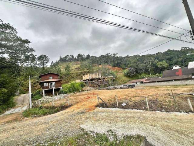 TERRENO Esquina, 3 Andares, Escritura - Pedra Branca