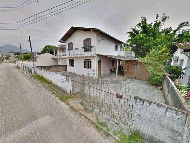 CASA 4 Quartos, 1 Suíte, 2 Vagas - Rio Grande