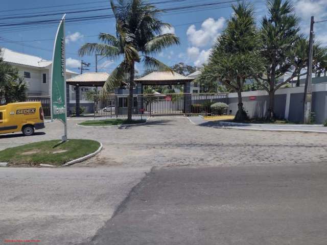 Excelente terreno com 336,00m², localizado em um dos melhores condomínio da Cidade, próximo a lagoa, comércios, escolas, temos 02 unidades disponíveis