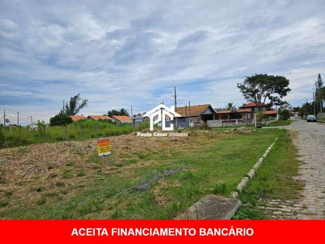 Excelente oportunidade! Adquira agora um incrível lote de esquina com 594,63m² em uma localização privilegiada, apenas a 100 metros da nova Orla Oscar