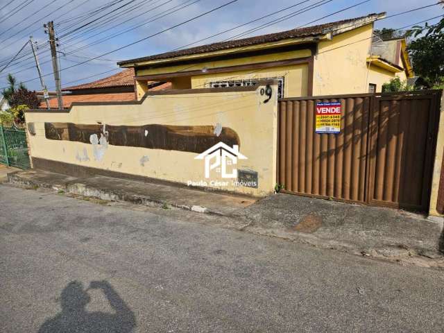 Imperdível casa à venda em Araruama-RJ, Praça da Bandeira: 3 quartos, 1 sala, 1 banheiro, 1 vaga, 144m². Venha conferir!