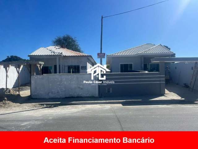 Casa à venda em Araruama-RJ, Parati: 2 quartos, 1 suíte, 1 sala, 1 banheiro, garagem e 75m² de área.