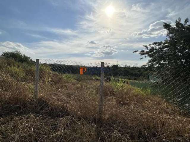 Terreno comercial no Parque das Industrias em Betel